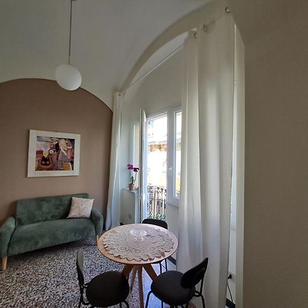 L'Alcova B&B, A Due Passi Dal Centro Genua Exteriör bild
